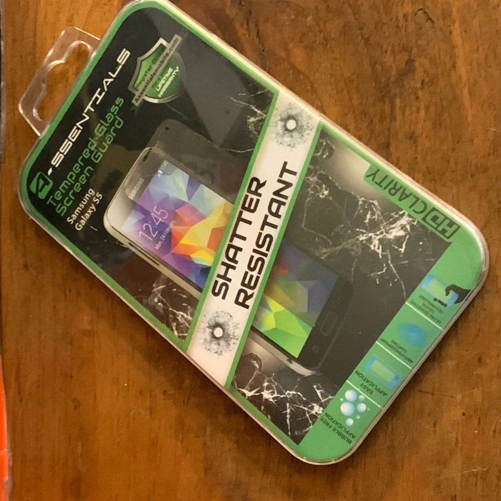 A SSENTIALS-SHATTER RESISTANT Tempered Glass Screen Guard for Samsung Galaxy S5